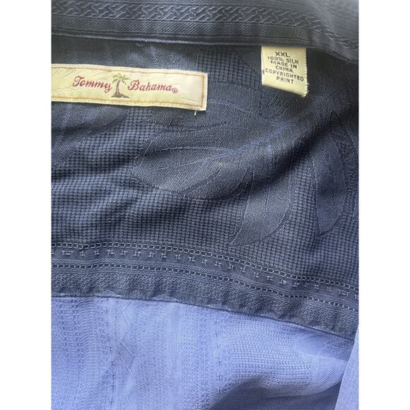 Tommy Bahama Shirt Mens XLarge Button Up 100% Silk Short Sleeve Floral Hawaiian - Picture 2 of 5